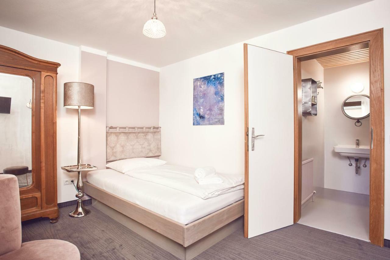 Large Single Room